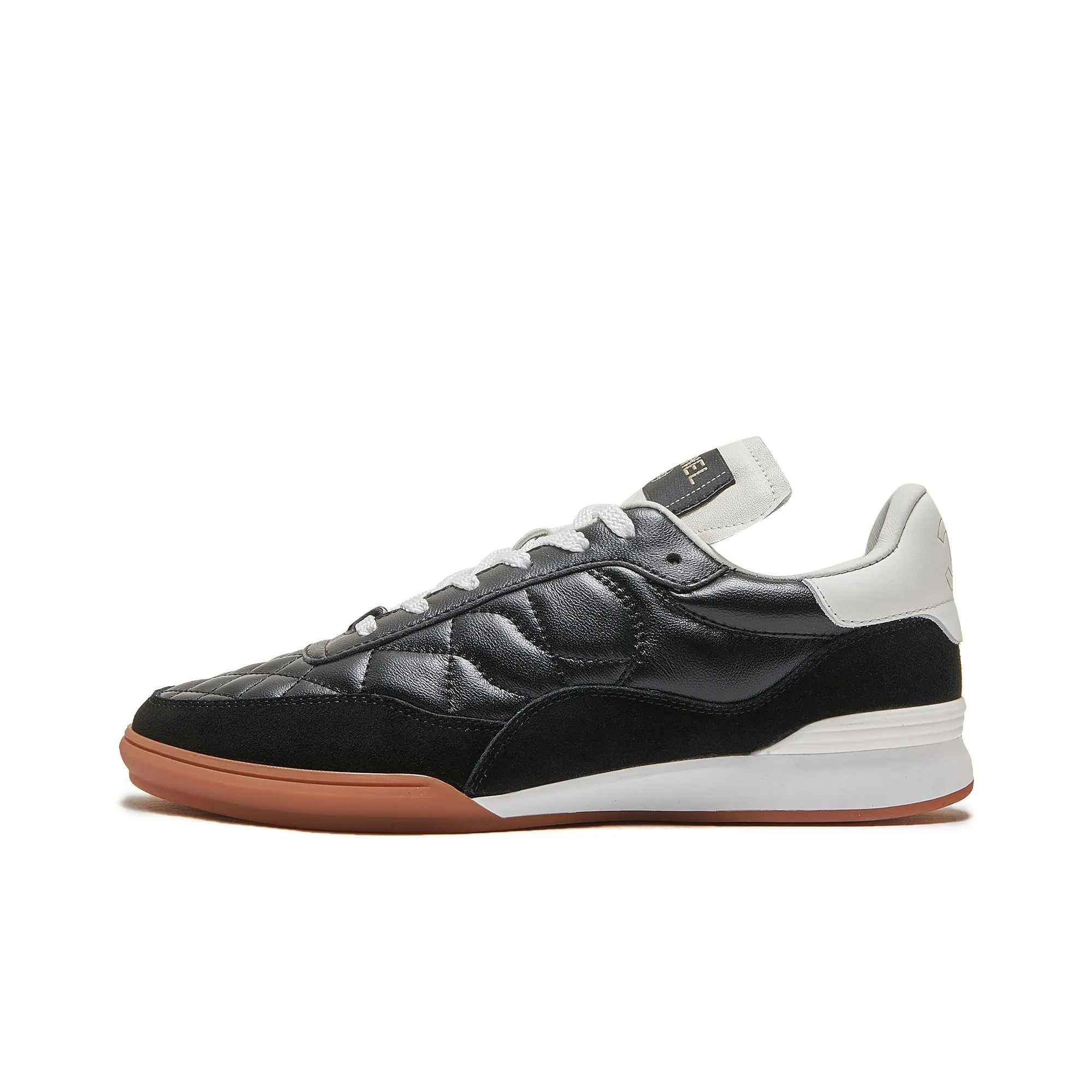 👟👟Ex-factory price 560👟👟 Chanel Chanel - 2024 counter top casual sports shoes This classic design; the upper is electro-embroidered with a variety of techniques; the outsole is fashionable and sporty; it is unusual to incorporate a variety of color matching elements... The diversified mix and match is very beautiful and versatile, casual, fashionable, sports and outdoor can be taken into account... ꫛꫀꪝ Go➫ Material: ❶Upper is made of: Original imported mixed-breed sheep ❷Inside made of: original imported breathable sheepskin ❸Outsole based on: original TPU outsole Full set of boutique packaging for women 35–41